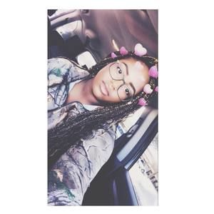 Meet your Posher, Jamilah